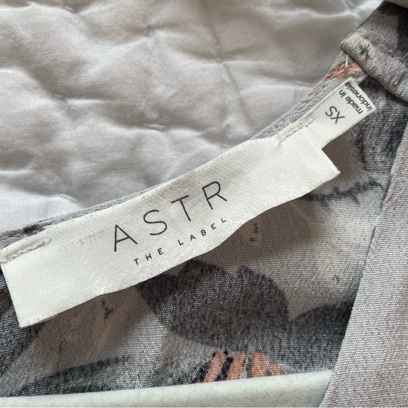 ASTR romper, size small - Picture 3 of 4